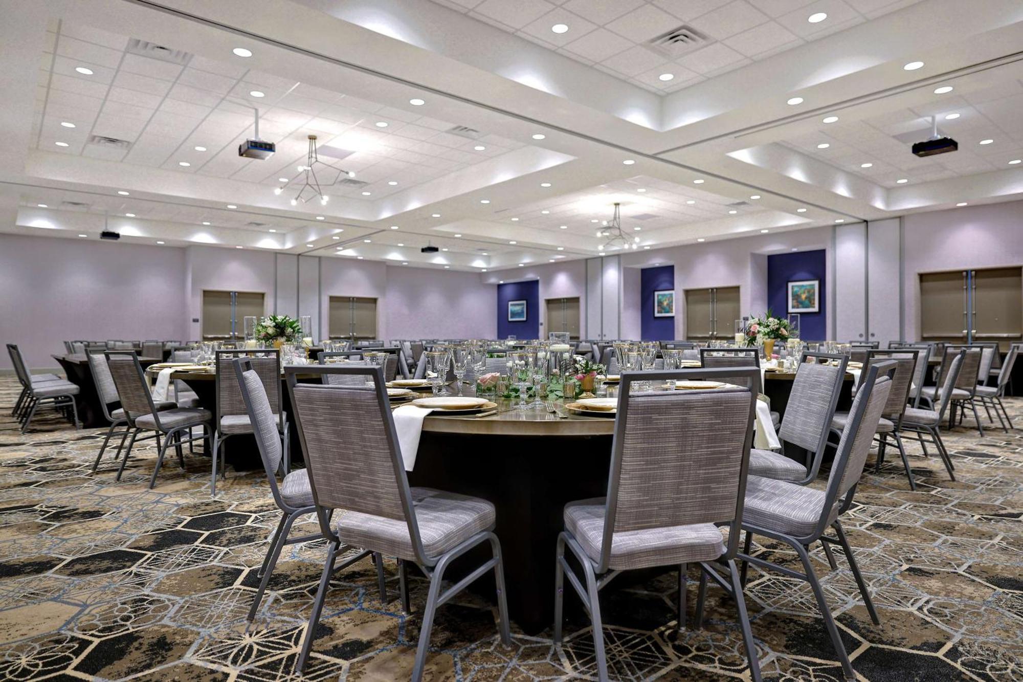 Hilton Garden Inn Cedar Rapids Eksteriør billede