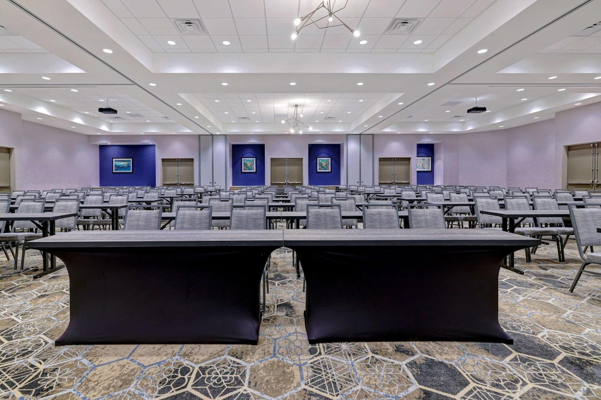 Hilton Garden Inn Cedar Rapids Eksteriør billede